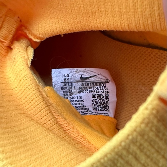 Nike Junior Mercurial Superfly 7 Academy IC YOUTH AT8135-801 Size 6Y - Picture 9 of 10